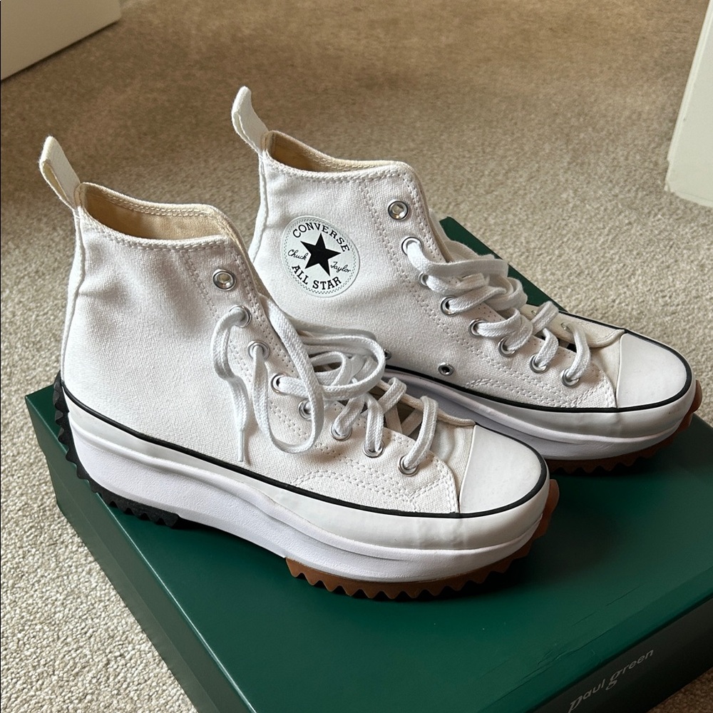 NWOT Converse Women's White Platform High-Tops
